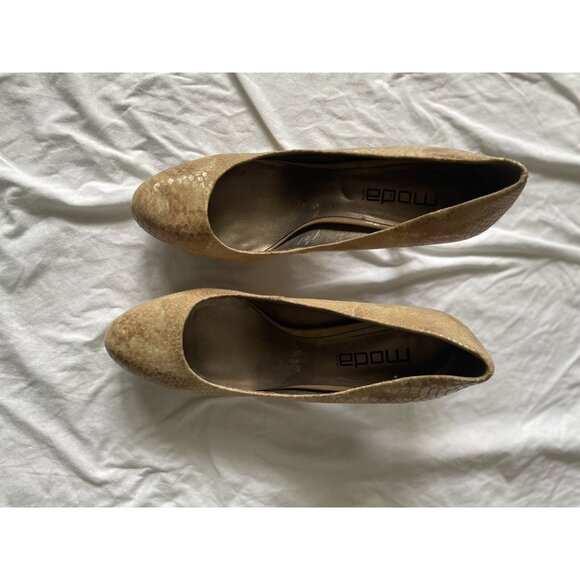 Moda Spana Tan Snake Skin High Kitten Heels Shoes Size 11M Slip On - Picture 2 of 8